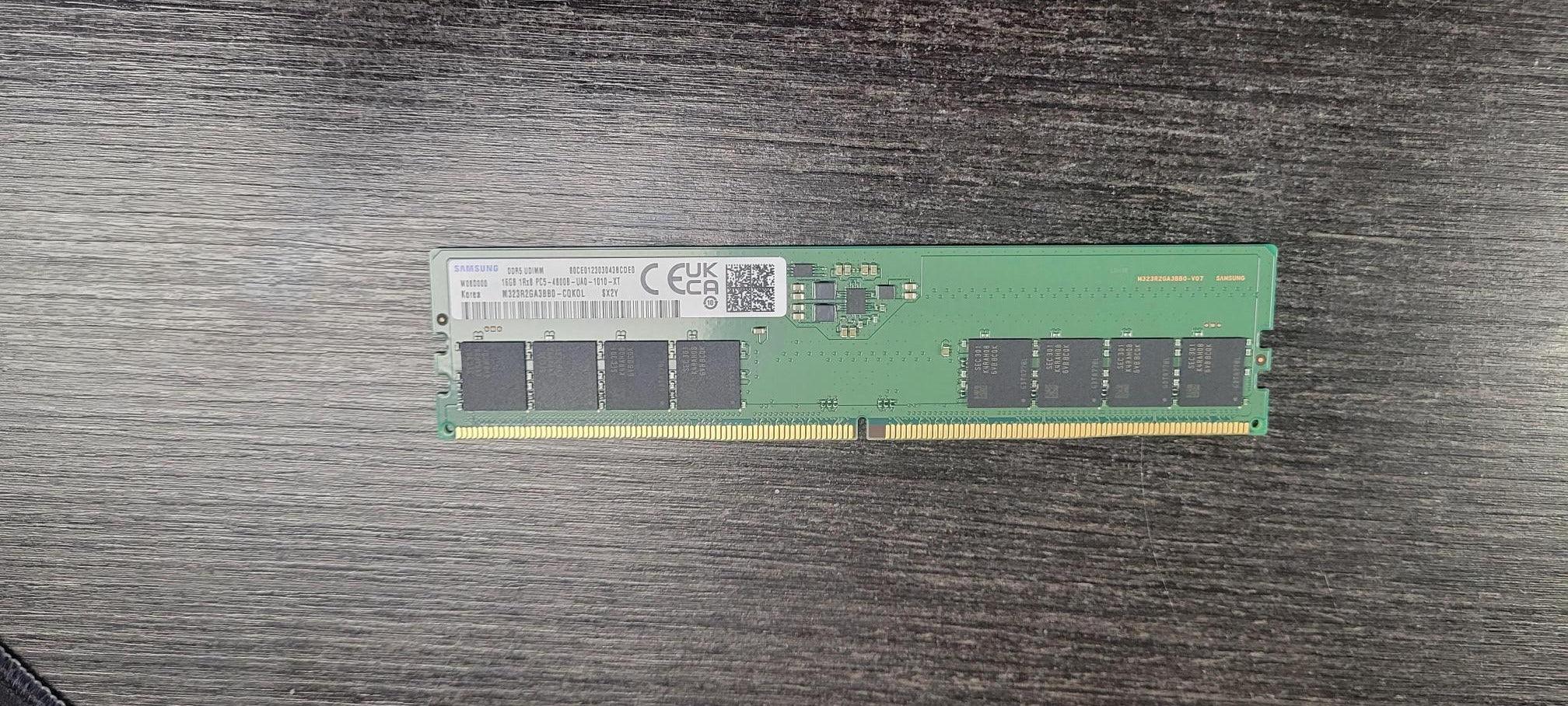 Lightly Used - Samsung 16GB DDR5-4800 UDIMM (M323R2GA388D-C0KOL)